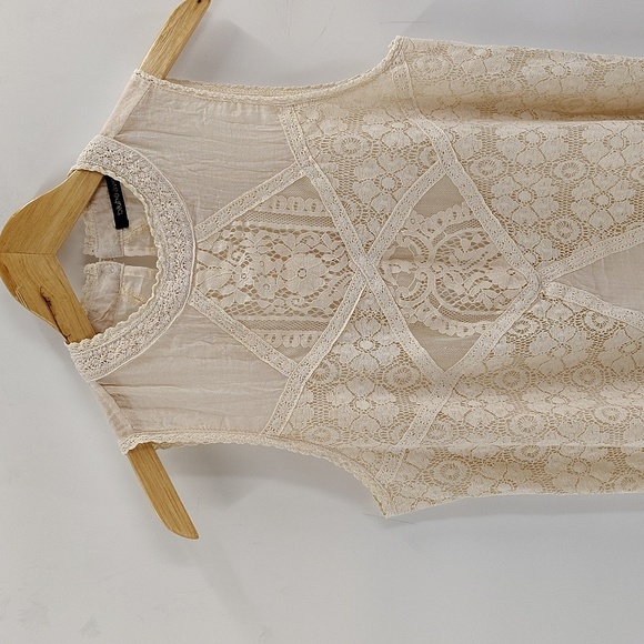 Bluheaven Cream Sleeveless Pullover Size Small Lace Gauze Summer Blouse - Picture 2 of 8